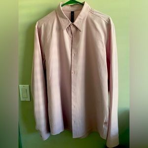 Lululemon worn once dress shirt.